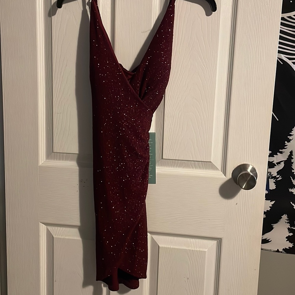 maroon/plum fitted short dress